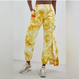 Clare V. Poppy Tie-Dye Jogger Sweatpants Yellow New with Tags!